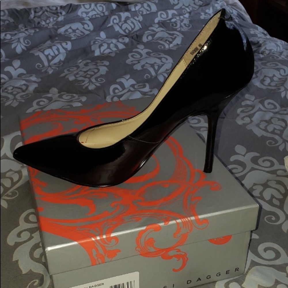 Black Patent Leather Pump